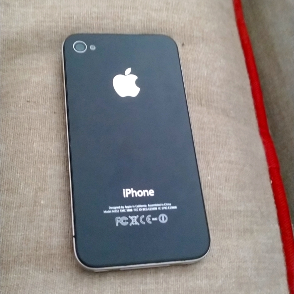 iPhone 4s